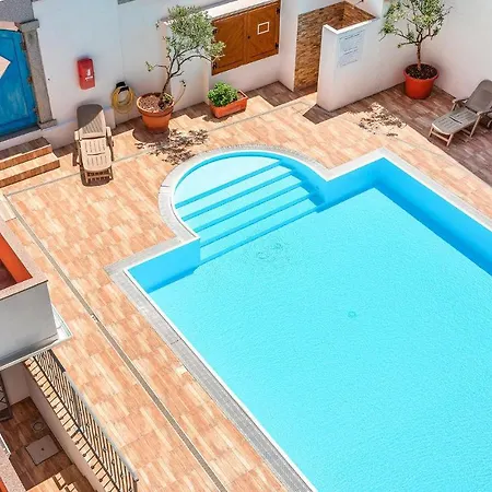 Mono 3 Apartment *